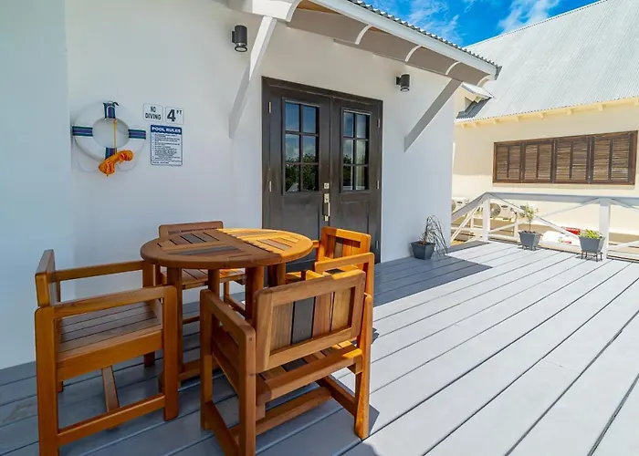 The Toucan's Nest & Mistico Club + Boat Shuttle